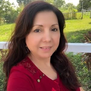 Meet your Posher, Nivia